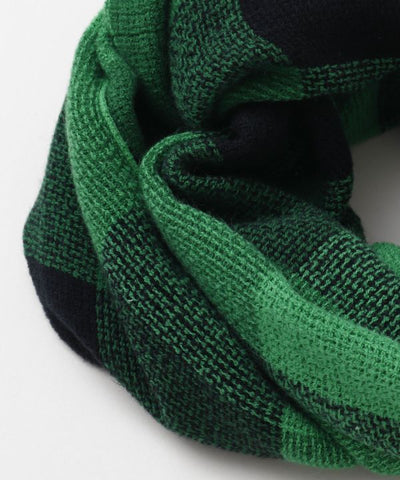 Plaid Volume Snood