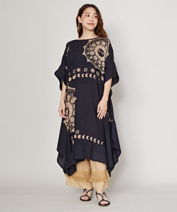 Sun Moon Midi Shift Dress