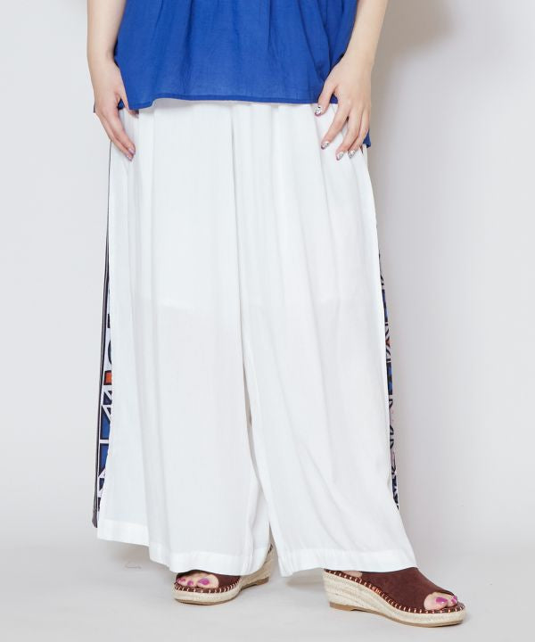 Geometric Wide Leg Pants