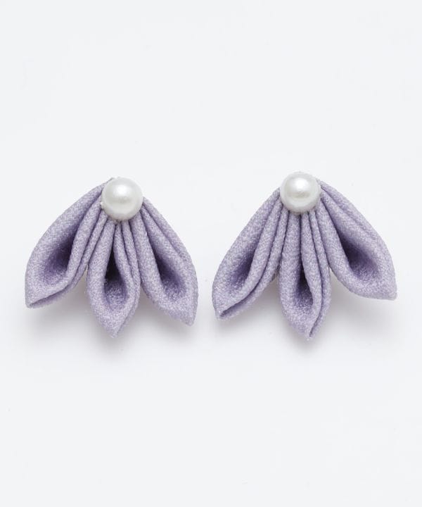 TSUMAMI ZAIKU Flower Petals Earrings