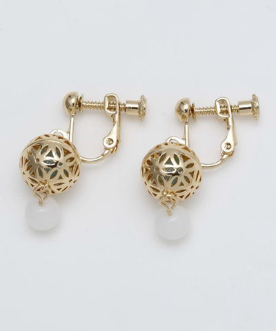 SUKASHI DAMA Clip Earrings