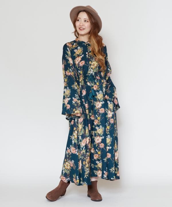 Dog Rose Flare Sleeve Dress