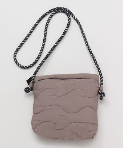 SURF＆Palms Quilted Shoulder Bag