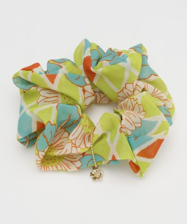 HANA FUKURE Floral Scrunchie