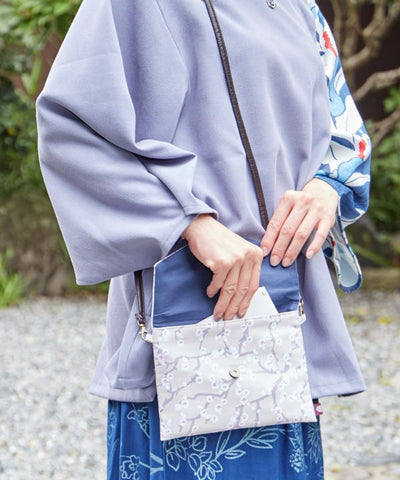 Yama-yosooi Shoulder Bag