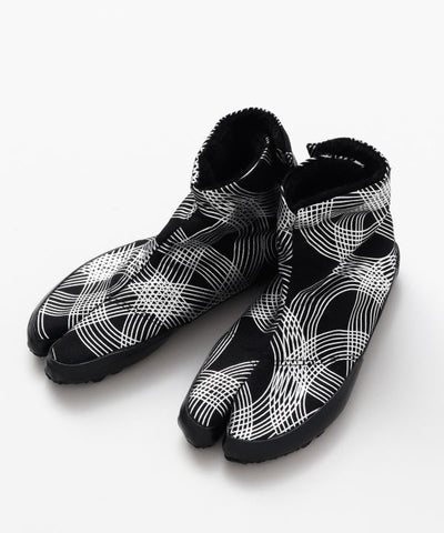 HAJIME-NO-HAJIME Boa TABI Shoes - Black