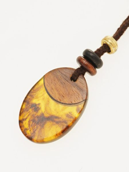 Woody Necklace